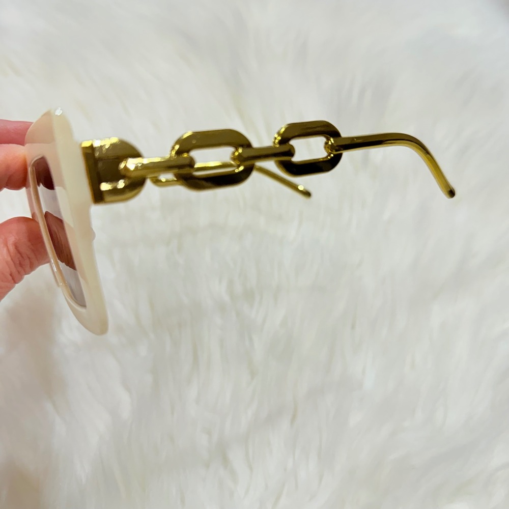 Cream Square Oversized Sunglasses Gold Chunky Chain Link Temples Retro Statement - Picture 3 of 4